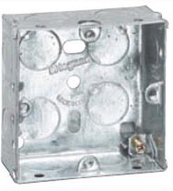 Метална конзола за бойлерен ключ 86x86 мм, дълбочина 35 мм Belanko Legrand