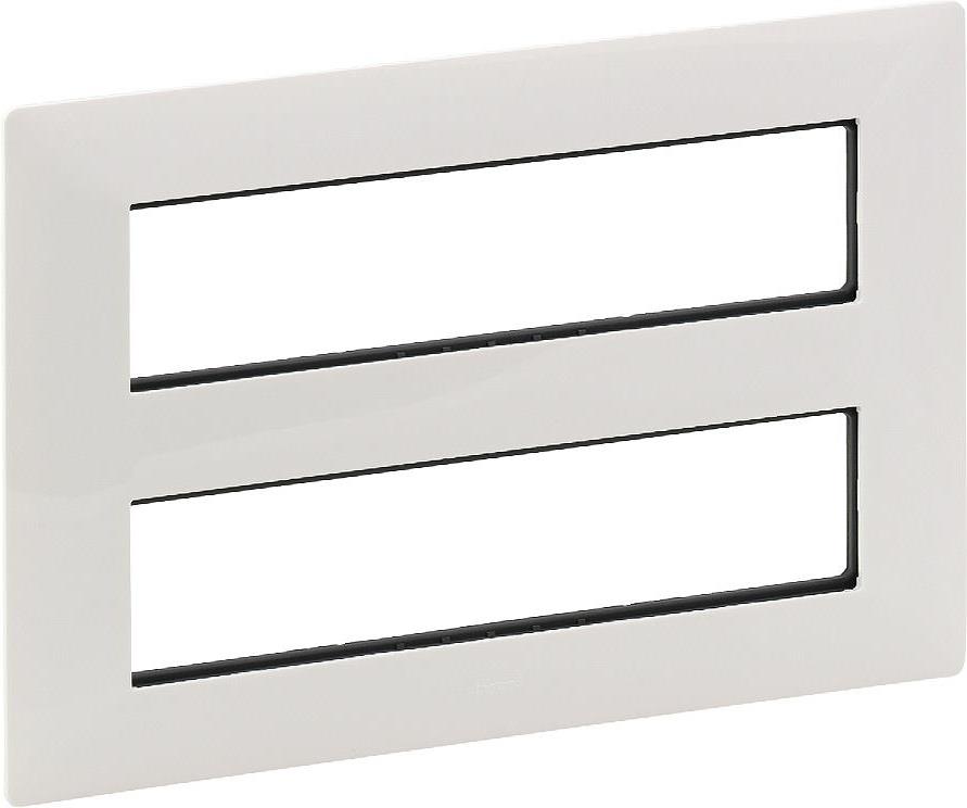 Рамка 2х4x2 модула хоризонтална цвят Бял Valena Life Legrand
