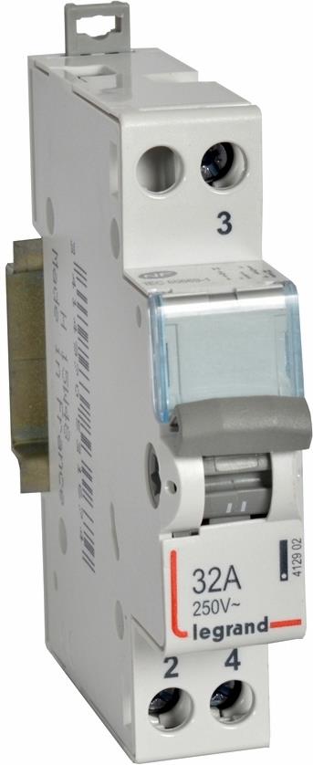 Ум шалтер I-0-II DIN монтаж CX3 32А 1P 230V 1 мод. Legrand