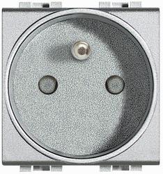 Контакт ФРЕНСКИ стандарт 2P+E 2 мод. 16A цвят Алуминий LL Bticino