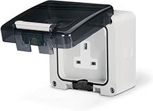 Контакт BRITISH Standart 16A за открит монтаж IP66 при включен консуматор серия Protecta 95х95мм, Scame