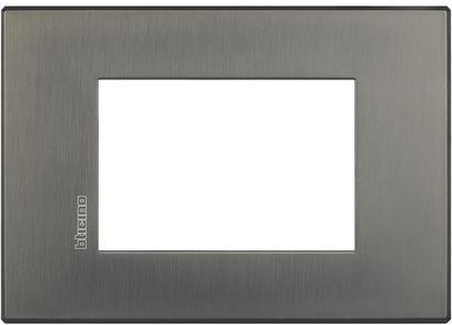 Рамка 3 мод. Brushed inox Axolute AIR bticino /до изчерпване/