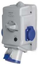 Промишлен комбиниран контакт 2P+Е 32A+2х шуко и ключ 0|I IP54 серия Optima Combi Scame