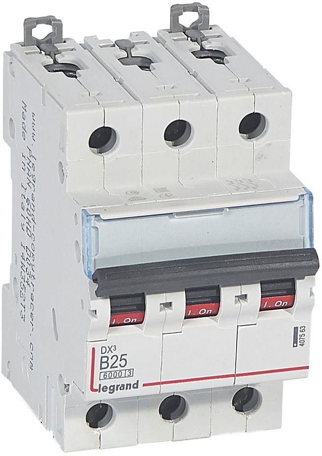 Автоматичен прекъсвач DX3 3P 25A крива B 6kA Legrand