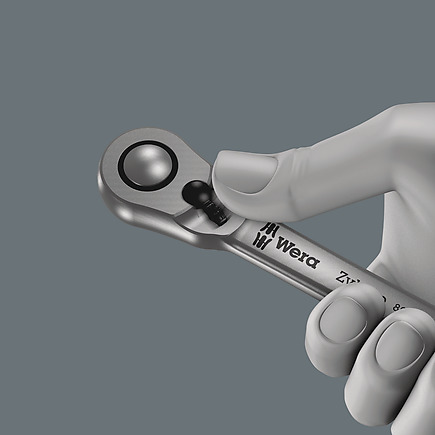 Комплект тресчотка метална ¼