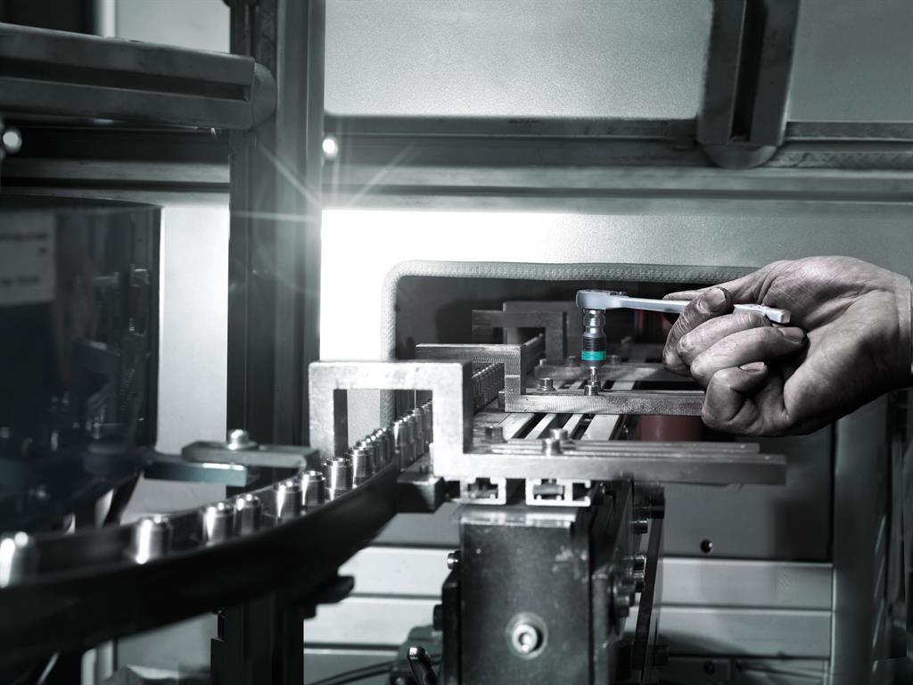 Комплект тресчотка метална ¼