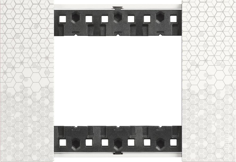 Рамка 3 мод. цвят Пиксел (Pixel) Living Now Bticino