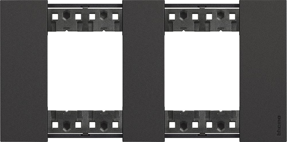 Рамка 2x2 мод. цвят Черен (Black) Living Now Bticino