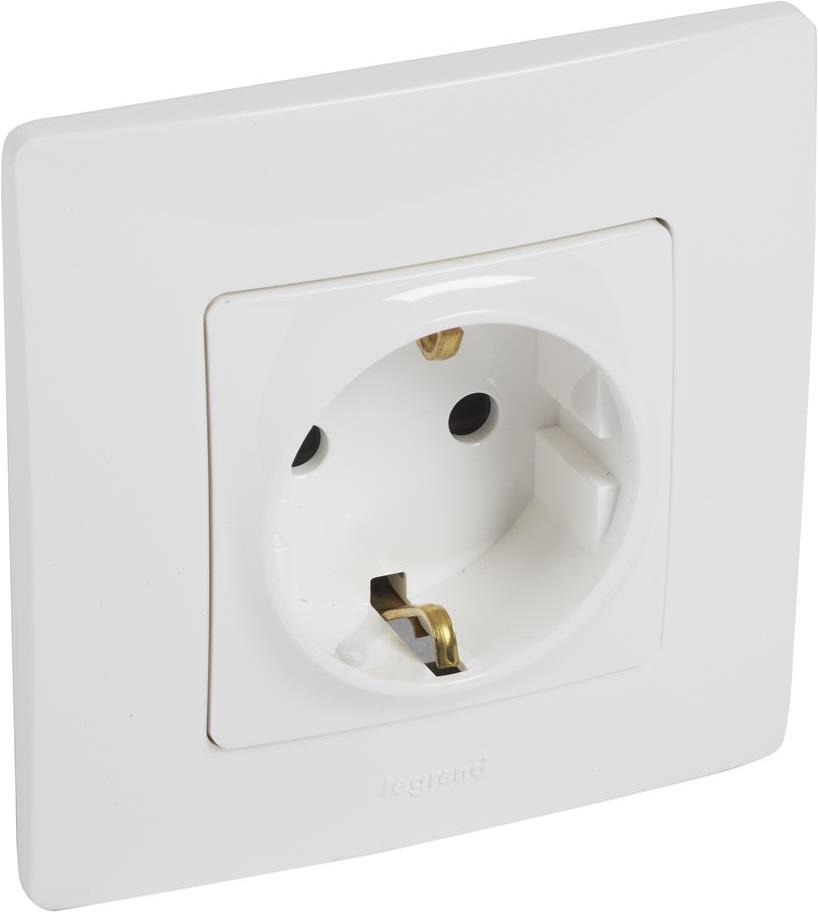 Контакт ШУКО 16A цвят бял във блистер с рамка Niloe Legrand 