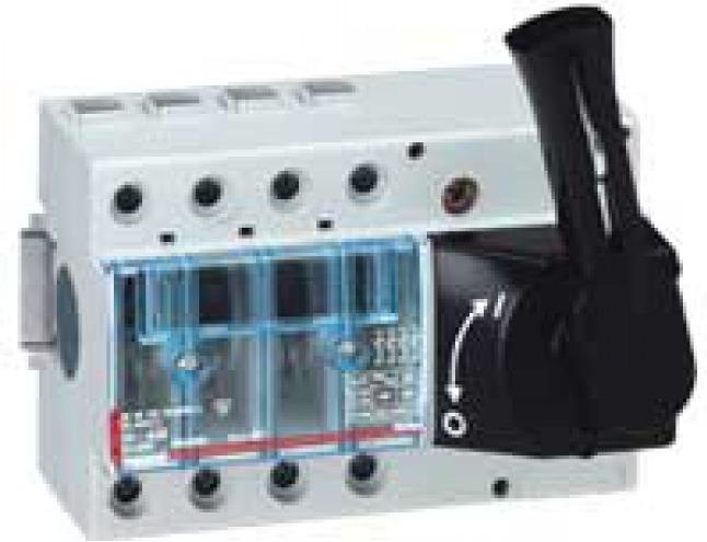 Товаров прекъсвач 63A 4P DIN с видимо разделяне на веригата, предна ръкохватка Legrand