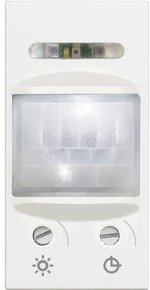 Датчик за движение PIR, 105°, обхват 6m @ h=1.2m, LED ≤ 50W, изисква неутрала, 1 мод. цвят Бял Classia Bticino