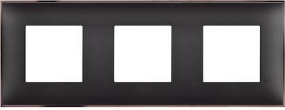 Рамка 2+2+2 мод. цвят Черен с никел (Black nickel) Classia Bticino /блистер/