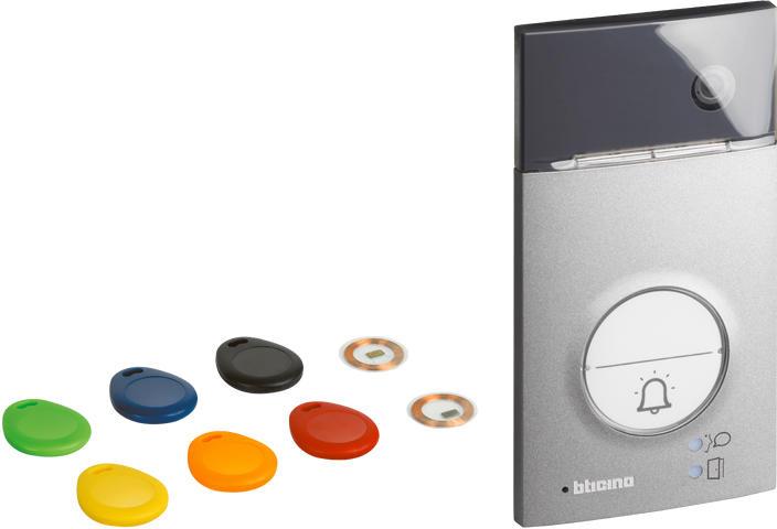 Видео входен панел LINEA 3000 с RFID четец Bticino