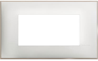 Рамка 4 мод. цвят Бял сатен (White satin) Classia Bticino /блистер/