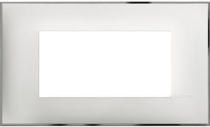 Рамка 4 мод. цвят Бял с хром (White chrome) Classia Bticino /блистер/