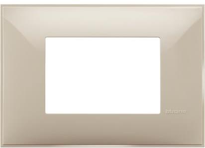 Рамка 3 мод. цвят Крем (Cream) Classia Bticino /блистер/