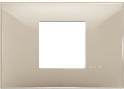 Рамка 2 мод. за монтаж върху конзола 3 мод. цвят Крем (Cream) Classia Bticino /блистер/