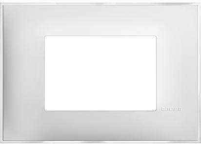 Рамка 3 мод. цвят Леден сатен (Ice satin) Classia Bticino /блистер/