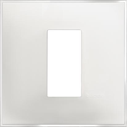 Рамка 1 мод. цвят Леден сатен (Ice satin) Classia Bticino /блистер/