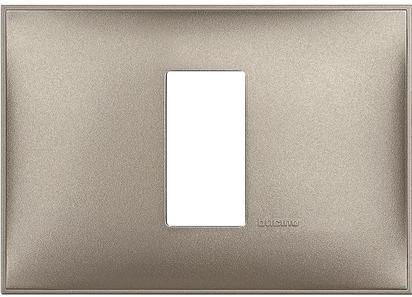 Рамка 1 мод. за монтаж върху конзола 3 мод. цвят Титан (Titanium metal) Classia Bticino /блистер/