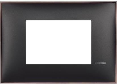 Рамка 3 мод. цвят Черен с никел (Black nickel) Classia Bticino /блистер/