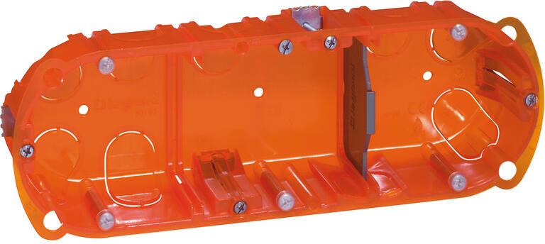 Конзолна кутия универсална /гипсокартон и тухлени стени/ 6/8 мод. 40мм Legrand