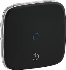 Лицев панел за ключ за контрол на вентилация цвят Черен Valena Allure Legrand