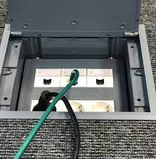 Подова кутия 12 модула ECOBOX с капак за хоризонтален монтаж на механизми Legrand