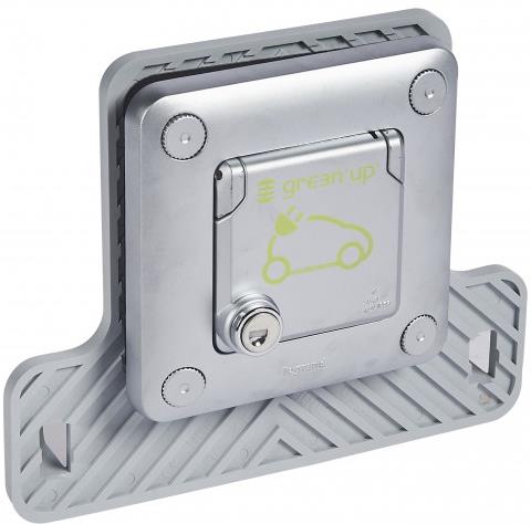 Контакт шуко с ключ 16A Green'up Access IP55 IK10 за зареждане на електрически и хибридни автомобили до 3,7kW Legrand