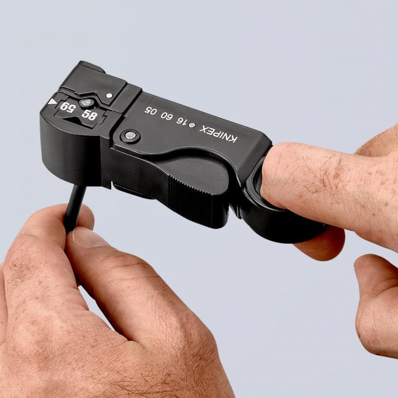 Инструмент за заголване на коаксиални кабели (RG58, RG59, RG62), черна ръкохватка 105мм, с отваряща пружина, Knipex