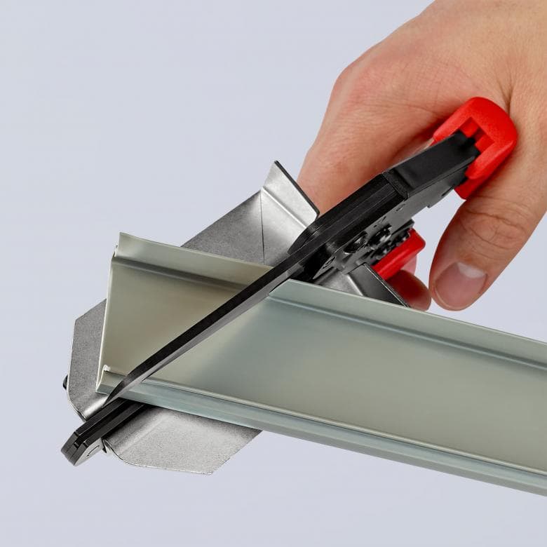 Ножици за перфорирани канали, синьо-червена ръкохватка 275мм, с отваряща пружина, Knipex