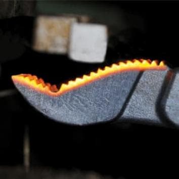 Клещи раздвижени Alligator, червена ръкохватка 250мм, Knipex