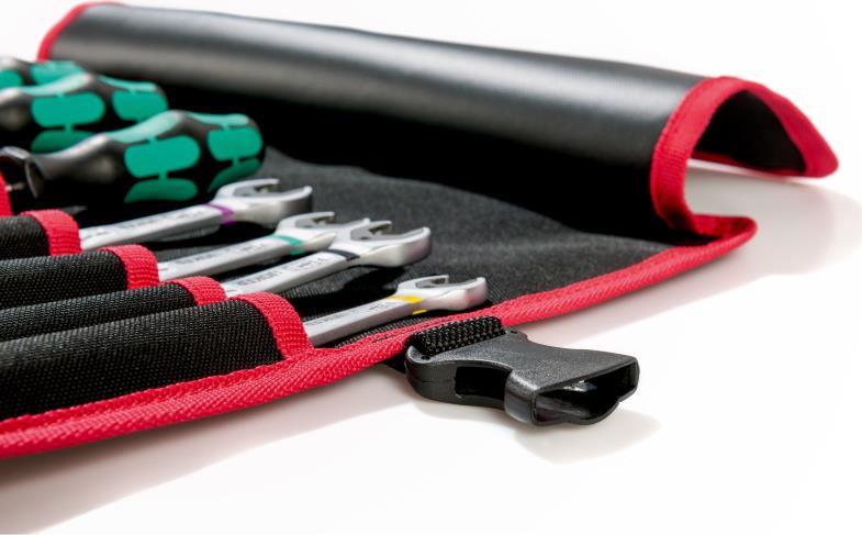 Калъф с пластмасова закопчалка BASIC Roll-Up Case 15 Ш67x33x0,5см синтетичен текстил 15 джоба PARAT