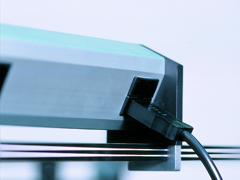 Модул DESK 1 с 3х Шуко, цвят Черен, Bachmann