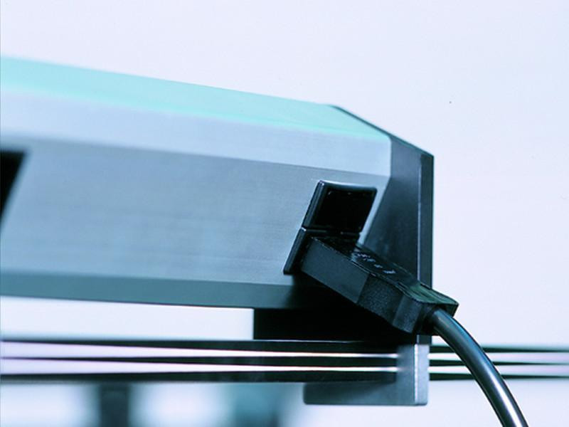 Модул DESK 1 с 3х Шуко и 2х RJ45 Cat.6A STP, цвят Черен, Bachmann