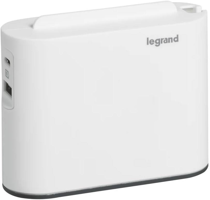 Адаптер за контакт плосък 2х Евро контакт 6A и USB A+C NEW Legrand