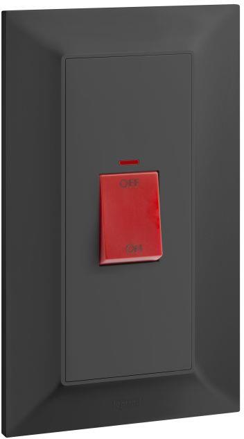 Бойлерен ключ 45А с индикация ГОЛЯМ цвят Антрацит Belanko S Legrand