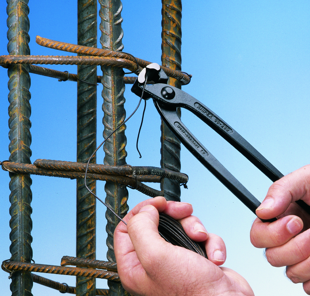 Клещи за рязане на арматурна тел, черно-фосфатирани, ръкохватка 220мм, Knipex