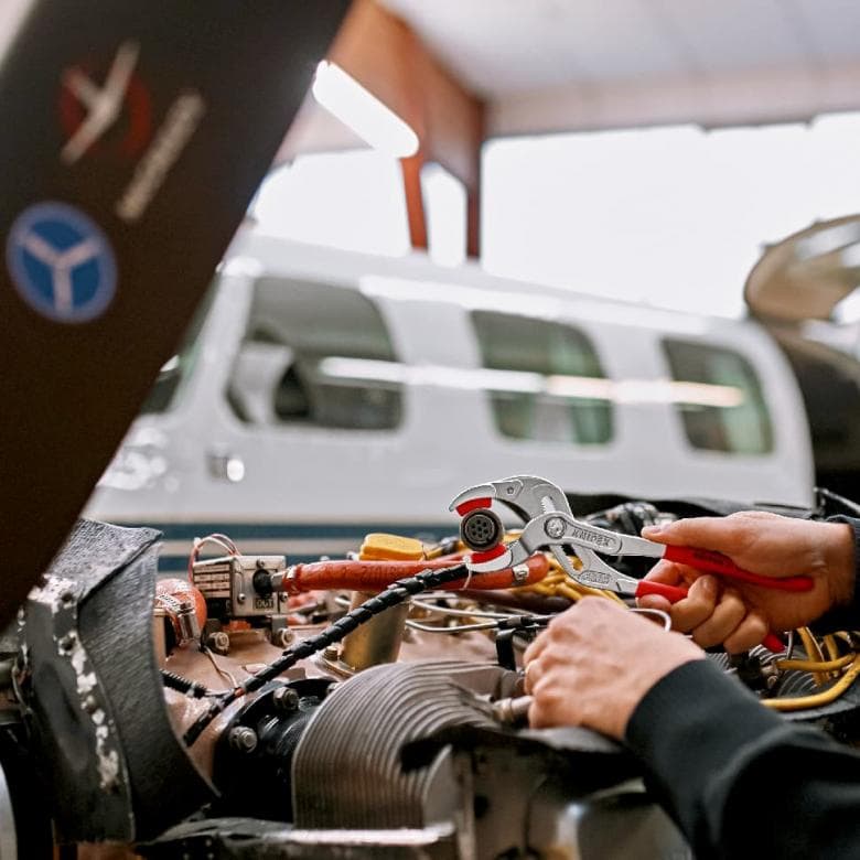 Клещи за сифони и ВиК връзки, с PVC челюсти, хромирани, червена ръкохватка 250мм, Knipex