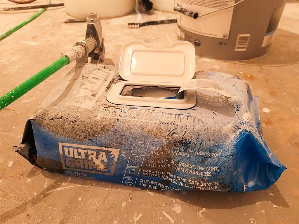 Мокри кърпи UltraGrime PRO Multiuse 100бр. с размер 38х25см в пакет