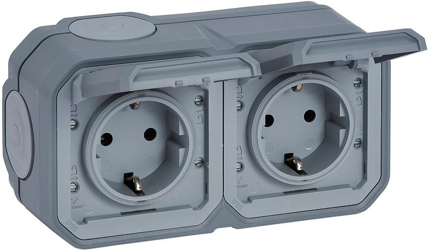 Контакт шуко ДВОЕН 16А хоризонтален винт. клеми моноблок за открит монтаж цвят Сив IP55 Plexo New Legrand