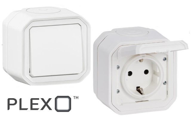 Бели моноблок за открит монтаж Plexo New Legrand