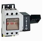 Товаров прекъсвач 32A 2P DIN с видимо разделяне на веригата, странична ръкохватка Legrand