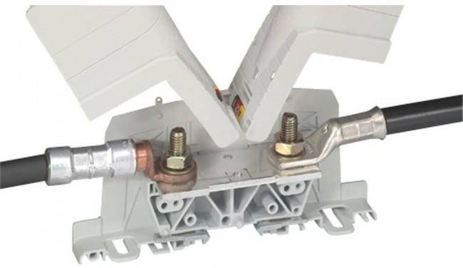 Силова клема каб. обувка/каб. обувка Cu300мм2 Legrand