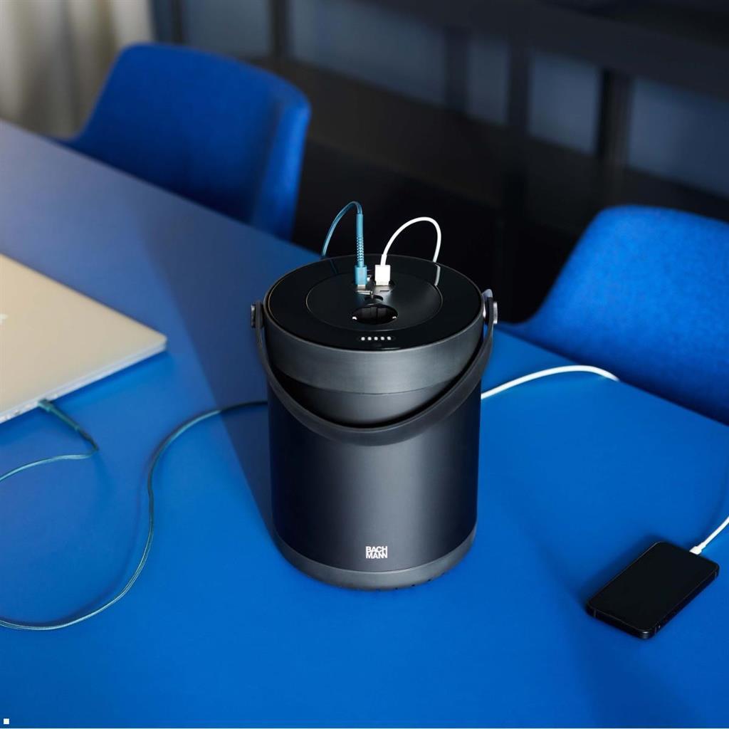 Зарядна станция MOV:E 230Wh с 1х Шуко, 2х USB тип А и 2x USB тип C Power Delivery, цвят Черен, Bachmann