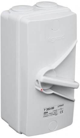 Мощностен разединител 32A 2P в кутия AC22 Legrand