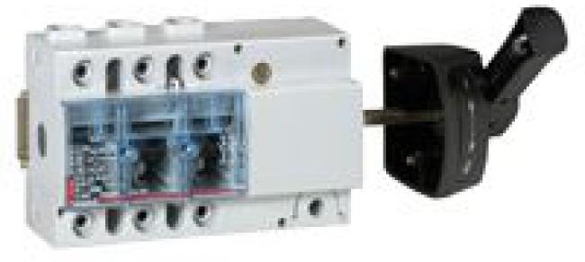 Товаров прекъсвач 160А 3P DIN с видимо разделяне на веригата, странична ръкохватка Legrand