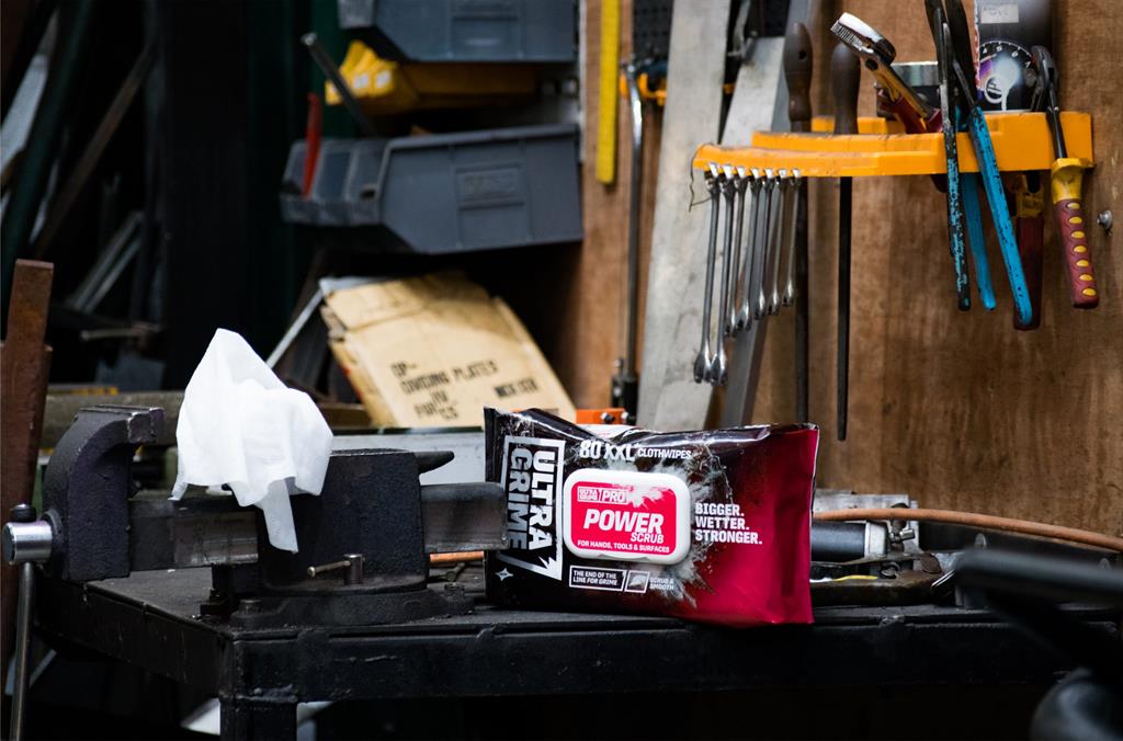 Мокри кърпи абразивни UltraGrime PRO Power Scrub 80бр. с размер 38х25см в пакет