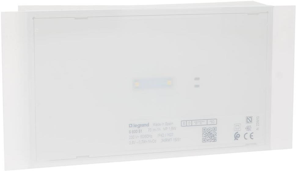 Авариен осветител X-light 180 70lm 1h IP42 Legrand