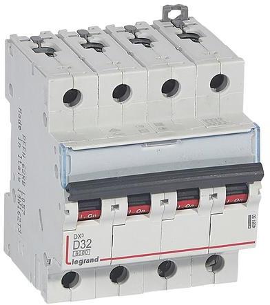 Автоматичен прекъсвач DX3 4P 32A крива D 6kA Legrand
